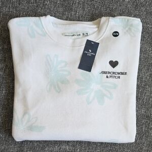 NWT Abercrombie &Fitch - White Floral Print Girl's Sweater - Size 15/16